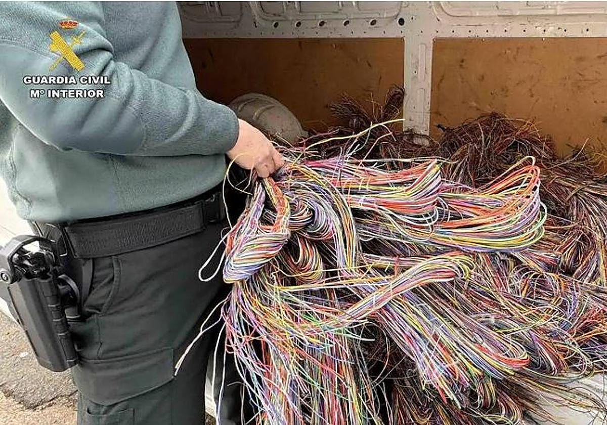 Roban más de un kilómetro de cable de cobre entre El Redal, Los Molinos